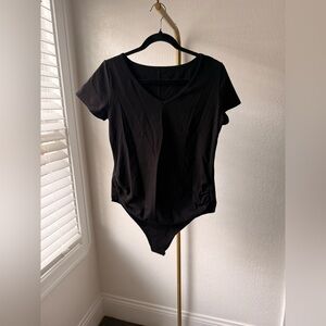 Black Maternity Bodysuit XL Ruched Sides Short Sleeve V-Neck Stretch